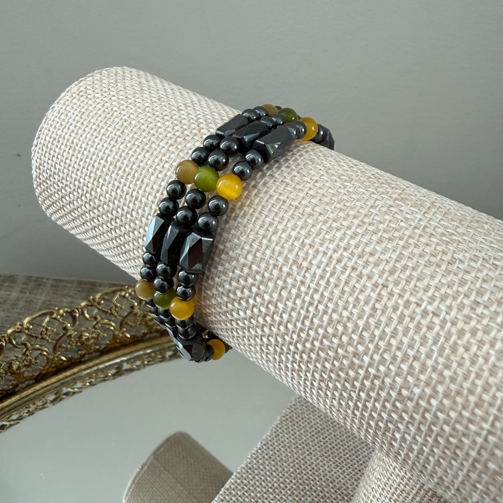 Vintage Boho Hematite Beaded Black Bracelet Stackable Beads Magnetic Elastic